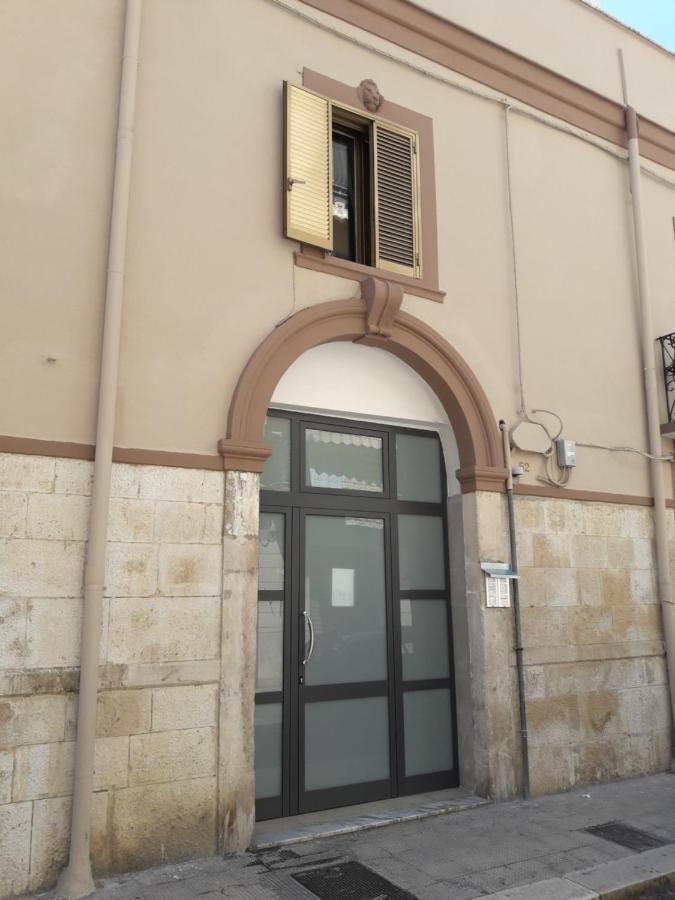 巴里I Marchesi Del Grillo - Vicinanze Stazione, Campus, Policlinico住宿加早餐旅馆 外观 照片